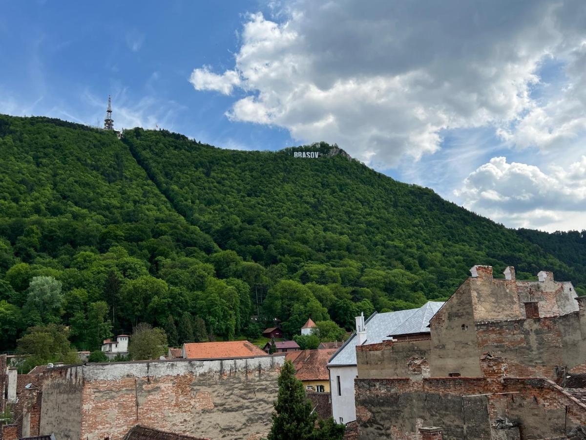 Hotel Kronsoul Braşov Esterno foto